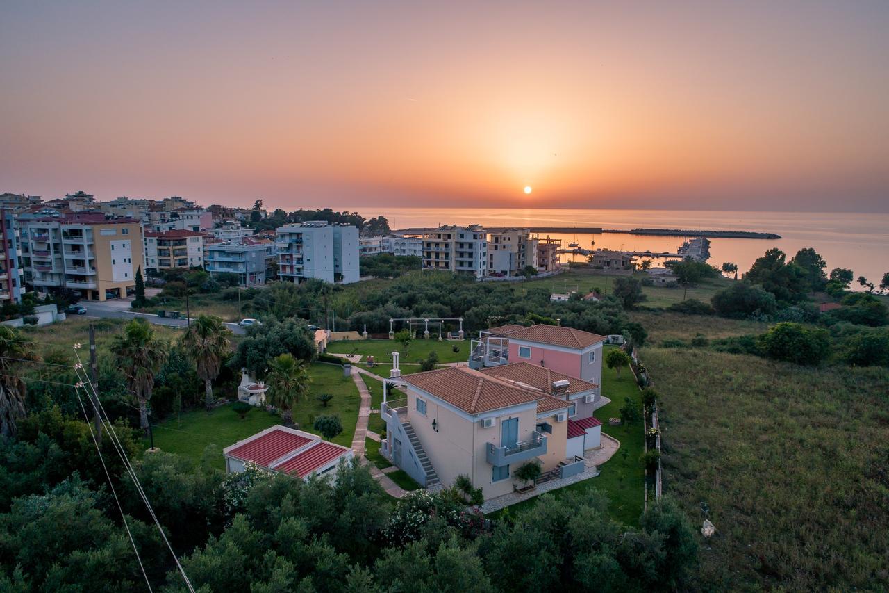 Ta Spitakia Tsarbopoulos 키파리씨아 외부 사진